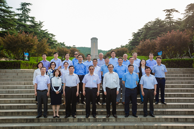 1622771262846366.png k8凯发集团党委赴徐州开展 “跟着习近平总书记足迹学党史”专题活动4_副本.png